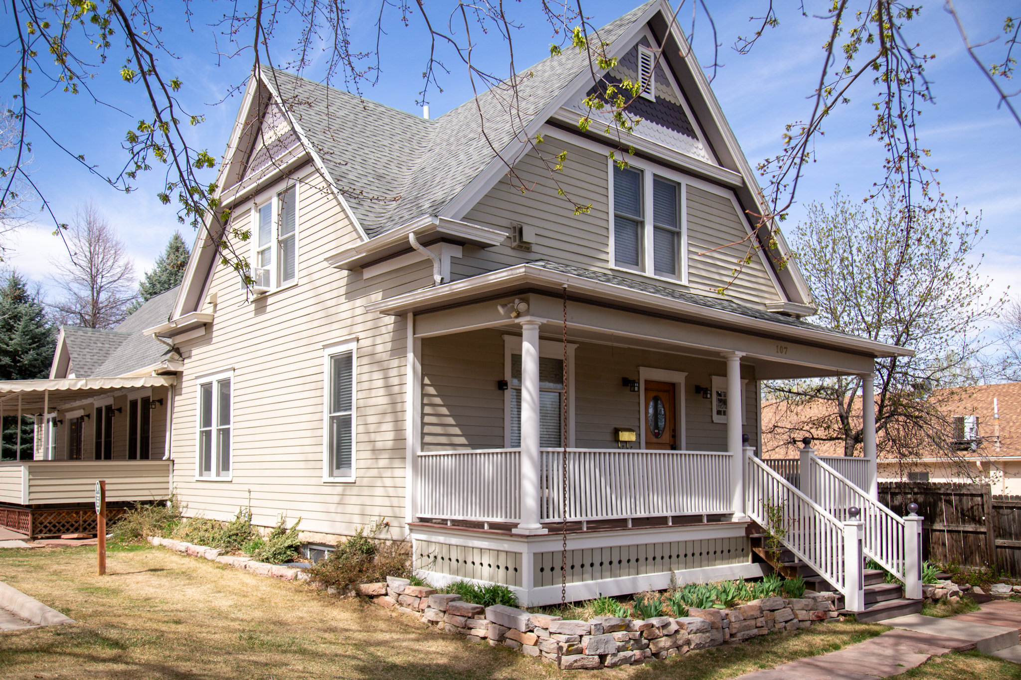 The Reception House at Edwards House Wedding Venue